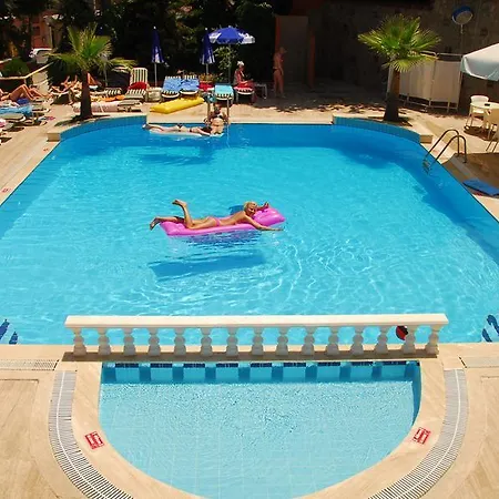 Hotell Park (adults Only) 2*